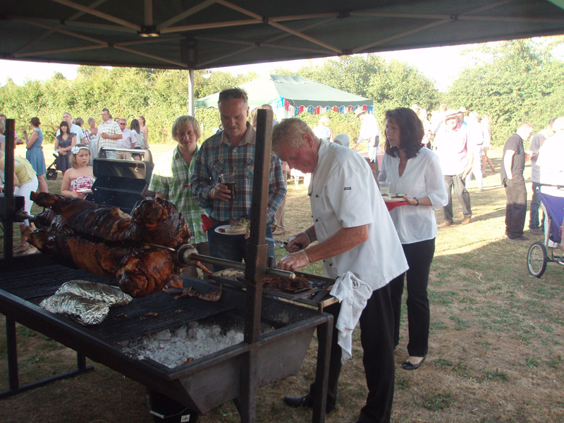 Bob the Hog's magnificent pork at the Nutbourne Barn Dance 2010, image with thanks to Frank Riddle